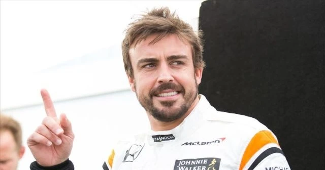 Fernando Alonso kaza geçirdi