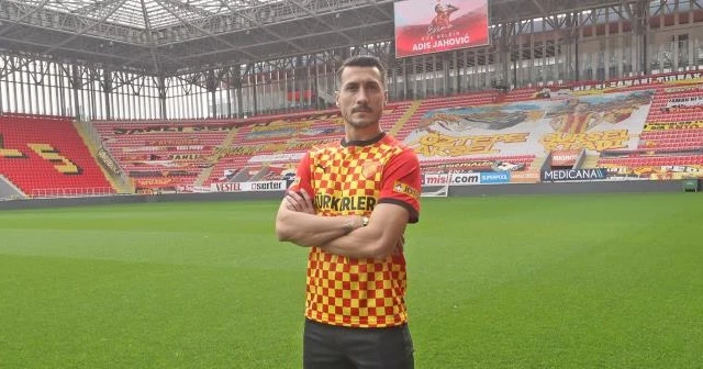 Göztepe, Adis Jahovic'i kadrosuna kattı