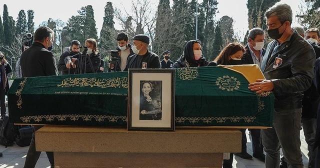 Hüner Coşkuner son yolculuğuna uğurlandı