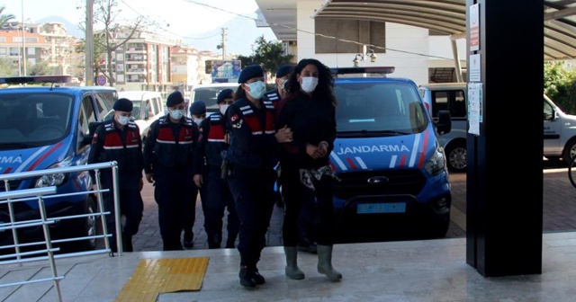 Kaçak barakası yıkılınca pompalı tüfekle baskın yapan kadın tutuklandı