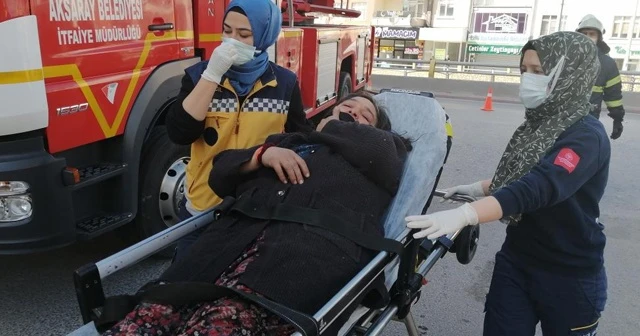 Karısını dövüp bıçakladı sonra eve kilitledi