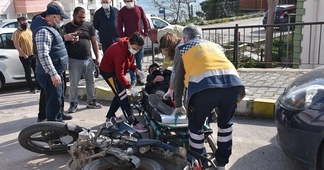 Kaza yaptı, telefonunu elinden bırakmadı