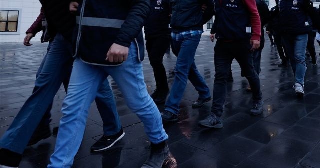 Kocaeli&#039;nde terör operasyonu: 13 gözaltı