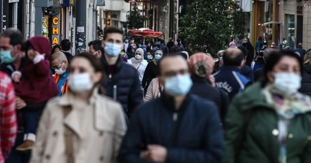 Kovid-19'la mücadelede 'Yerinden Karar' dönemi başlıyor