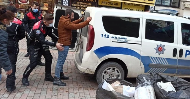 Küçük Doruk'u annesinin kucağında bıçaklamış