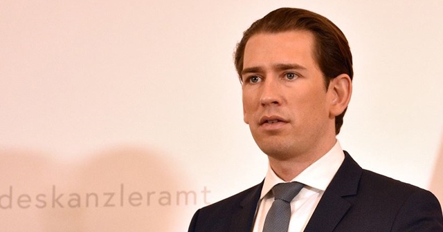 Kurz&#039;dan aşı yaptıranlara yeşil pasaport önerisi