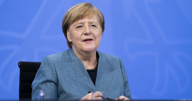 Merkel: Yaz ayına kadar herkes aşılanacak