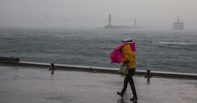 Meteoroloji&#039;den İstanbul&#039;a fırtına uyarısı