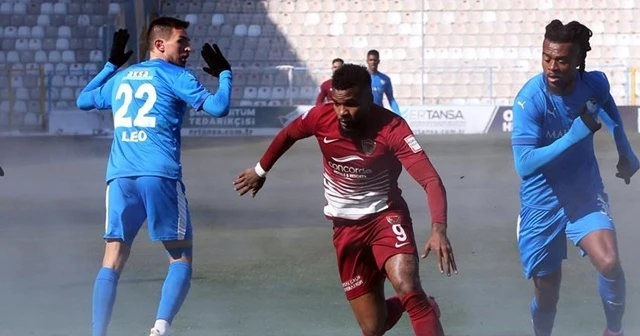 Ömer Erdoğan golcü Boupendza'nın performansından memnun
