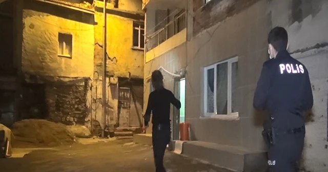 Para yüzünden arkadaşını tabancayla yaraladı