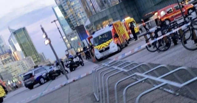 Paris’te çaldığı kamyonetle kalabalığa daldı: 1 ölü, 1 yaralı