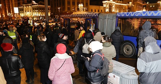 Rus muhalif Navalnıy’a hapis kararından sonra muhalifler sokağa çıktı