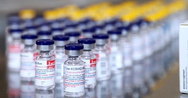 Rusya&#039;nın Kovid-19 aşısı klinik denemelerde yüzde 91,6 etkili oldu