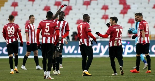 Sivasspor, ligde 4 maçtır yenilmiyor