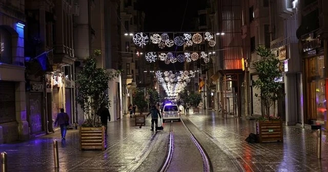 Sokağa çıkma kısıtlaması başladı