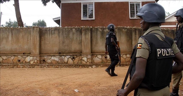 Uganda&#039;da polis, gazeteci ve milletvekillerini darbetti: 7 yaralı