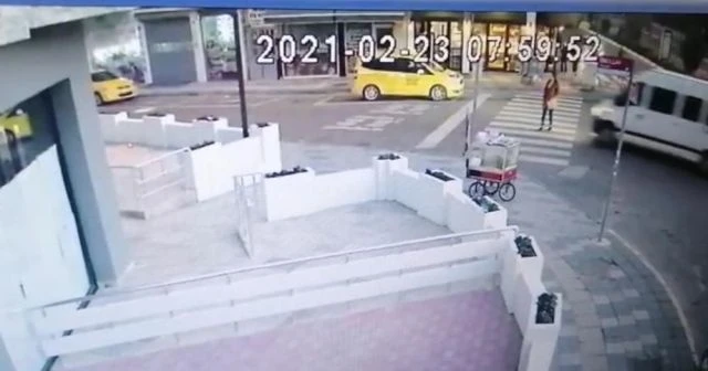 Yaya geçidinde durmadı, yayayı ezdi geçti