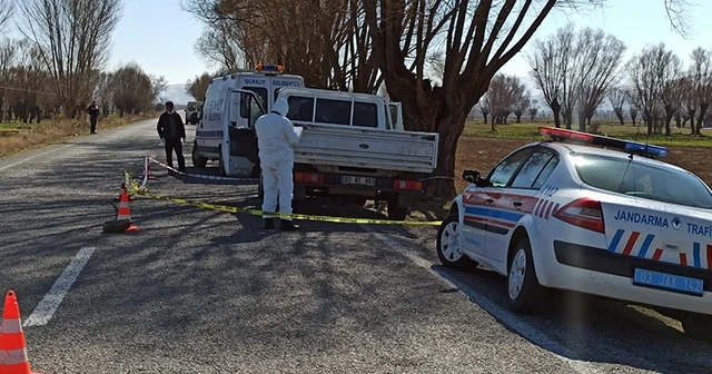Yol kenarında kadın cesedi bulundu