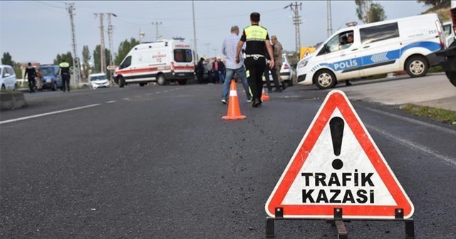 Zincirleme trafik kazası; 6 kişi yaralandı