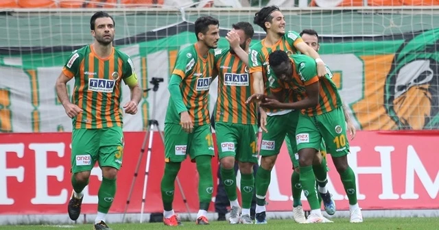 Aytemiz Alanyaspor'dan bol gollü galibiyet