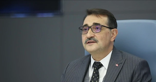 Bakan Dönmez: Son bir yılda güneşten elektrik üretimimiz yüzde 50 arttı