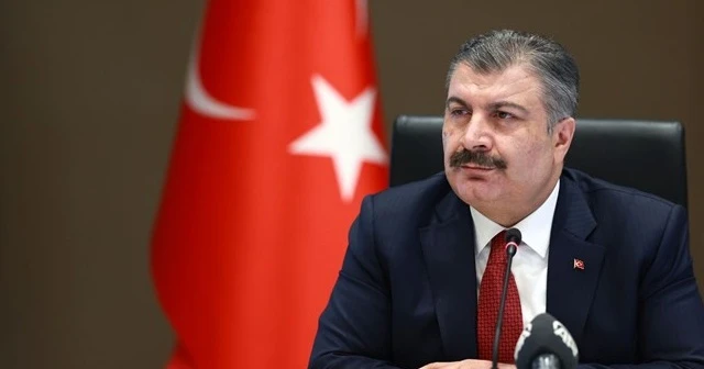 Bakan Koca'dan İstanbul'a uyarı: Polikliniklerimizde hasta artışı görülüyor
