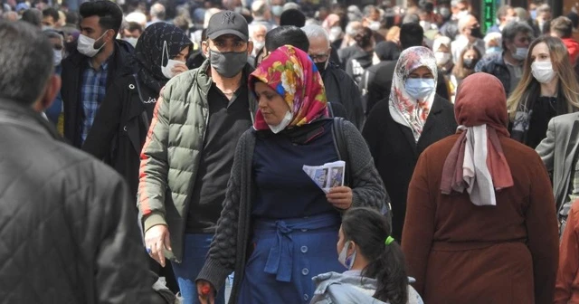 Çarşı yoğunluğu mavi kategoriyi zora sokuyor