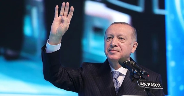 Cumhurbaşkanı Erdoğan gençlere seslendi: Sakın örnek almayın