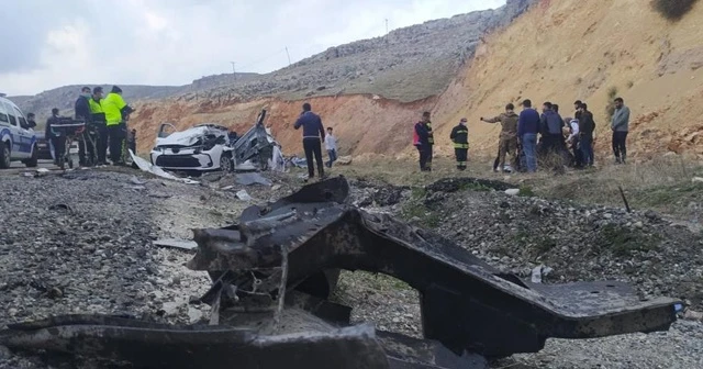 Diyarbakır’da feci kaza: 5 ölü, 4 yaralı