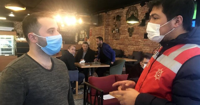 Esenyurt&#039;ta kafe, lokanta ve kıraathanelere polis denetimi