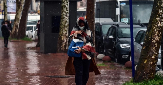 İstanbul’da dolu yağışı etkili oldu