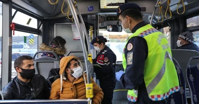 İstanbul&#039;da ulaşımda yaş sınırı kalktı