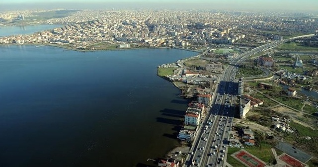 İstanbul&#039;un en kalabalık mahallesi 3 ilin nüfusunu geride bıraktı