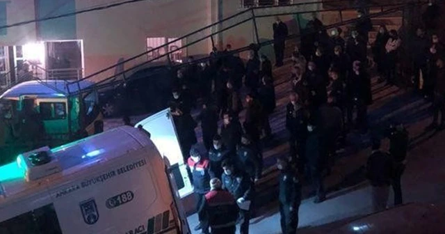 Kardeşini çöp atmadığı için öldürdü