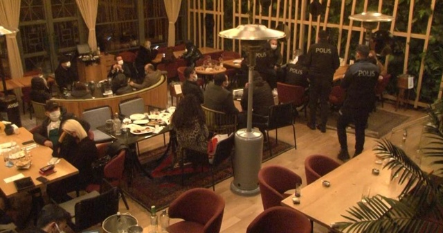 Korona virüse rağmen gece açık olan ünlü restorana polis baskını