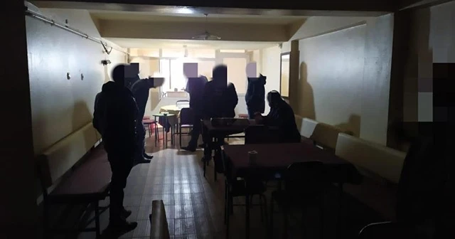 Koronavirüs tedbirlerini hiçe saydılar, cezadan kaçamadılar