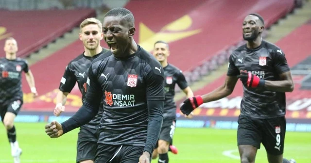 Max Gradel gol sayısını 9’a çıkarttı