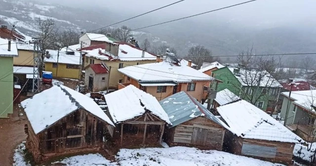 Namazdan sonra hayır yemeği dağıtınca olanlar oldu