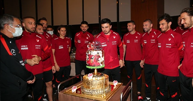 Ozan Tufan'ın doğum günü kutlandı