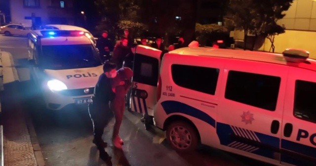 Polisin &#039;dur&#039; ihtarına uymadı, kaza yaparak yakalandı