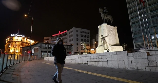 Sokağa çıkma kısıtlaması başladı