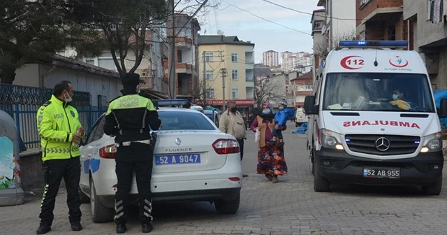 Yayaya çarpıp kaçtı