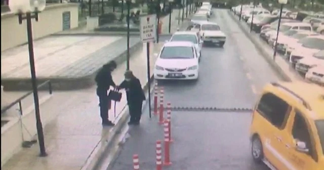 100 kilometreyi taksiyle gelip 350 bin TL kaptırdı