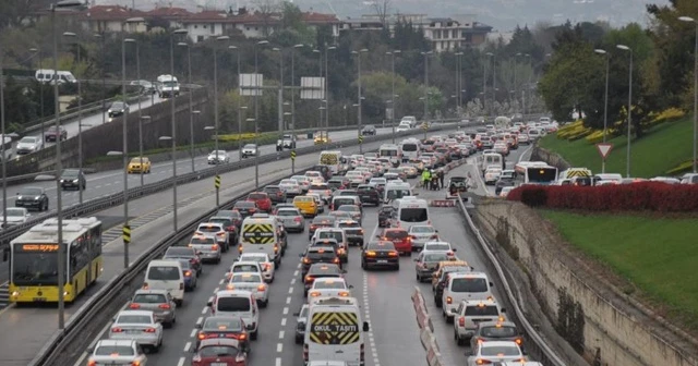 58 saatlik kısıtlama sonrası İstanbul’da trafik yoğunluğu