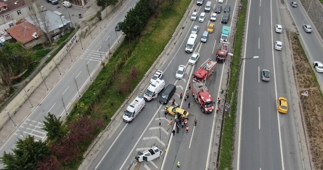Ataşehir&#039;de zincirleme kaza: 3 yaralı