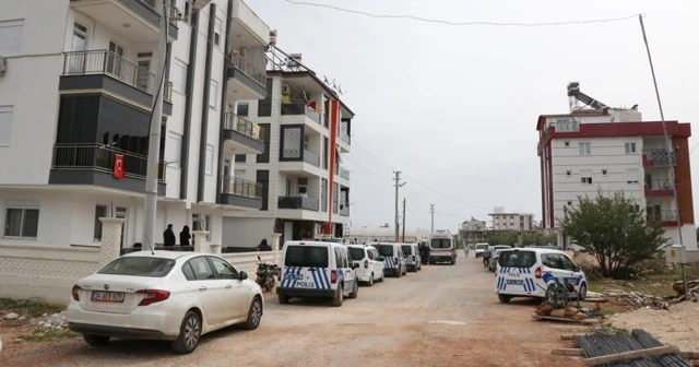 Baba ve oğlunun cansız bedenleri aynı odada bulundu
