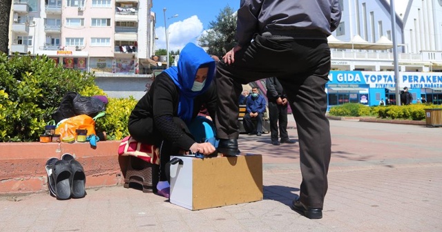 Boya sandığı, fedakar annenin ekmek teknesi oldu