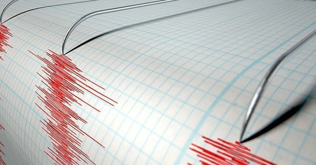 Ege Denizi&#039;nde 4.2 şiddetinde deprem