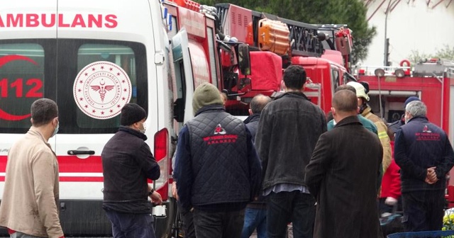 Fabrikada tiner kazanı patladı, 1 işçinin vücudu yandı