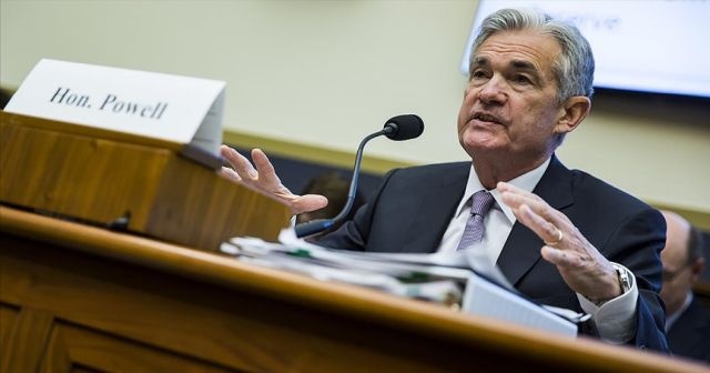 Fed Başkanı Powell, faiz artırımından önce tahvil alımlarının azaltılacağının sinyalini verdi